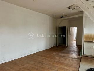  Immeuble � vendre 11 pi�ces 260 m�