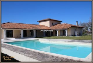  Maison � vendre 7 pi�ces 234 m�