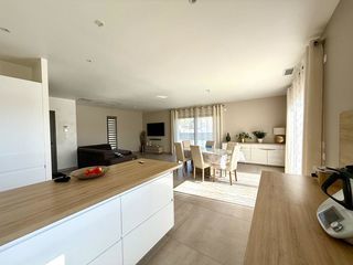  Villa � vendre 5 pi�ces 140 m�