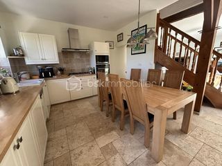  Maison � vendre 7 pi�ces 216 m�