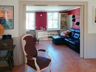  Maison � vendre 9 pi�ces 320 m�
