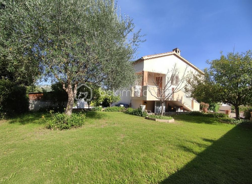 � vendre  Villa La Colle-sur-Loup (06480)