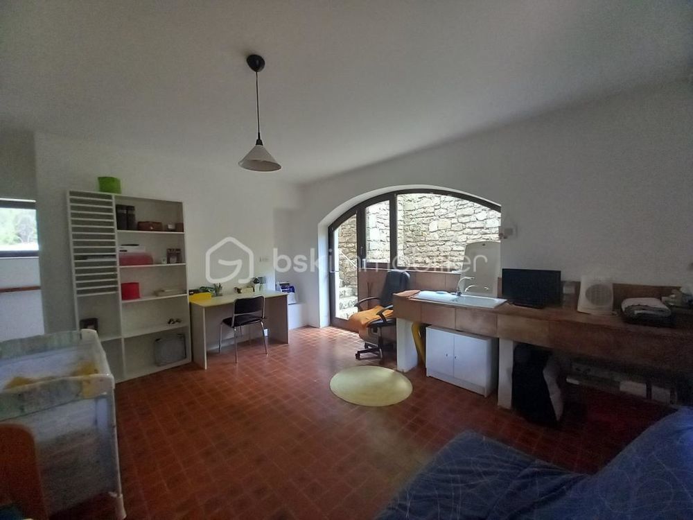 � vendre  Propri�t�/ch�teau Lod�ve (34700)