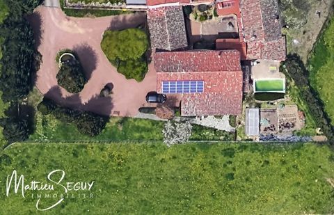   THURINS - Propri�t� avec terrain, d�pendance et garages en limite de zone agricole Maison - 7 pi�ce(s) - 118 m�