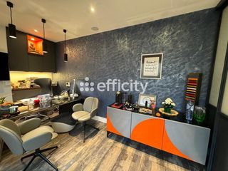  Immeuble � vendre 9 pi�ces 366 m�