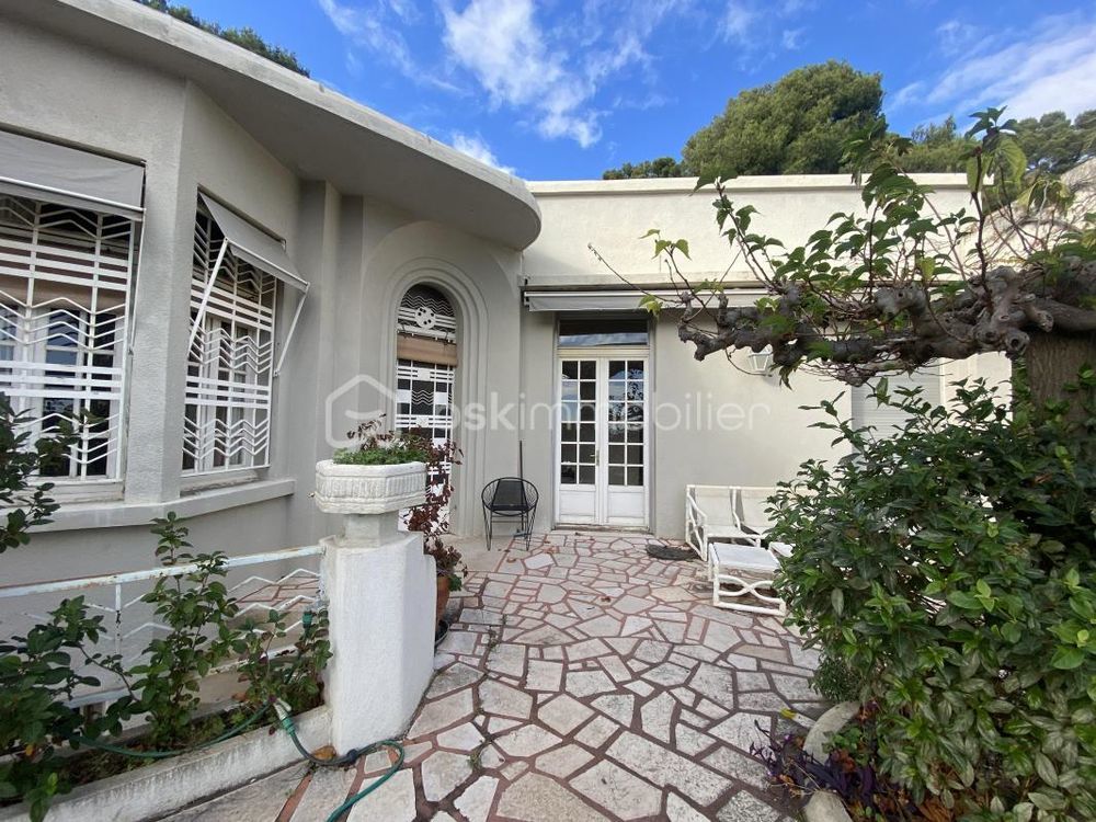 � vendre  Propri�t�/ch�teau Toulon (83200)