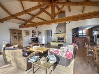  Propri�t�/ch�teau � vendre 6 pi�ces 136 m�