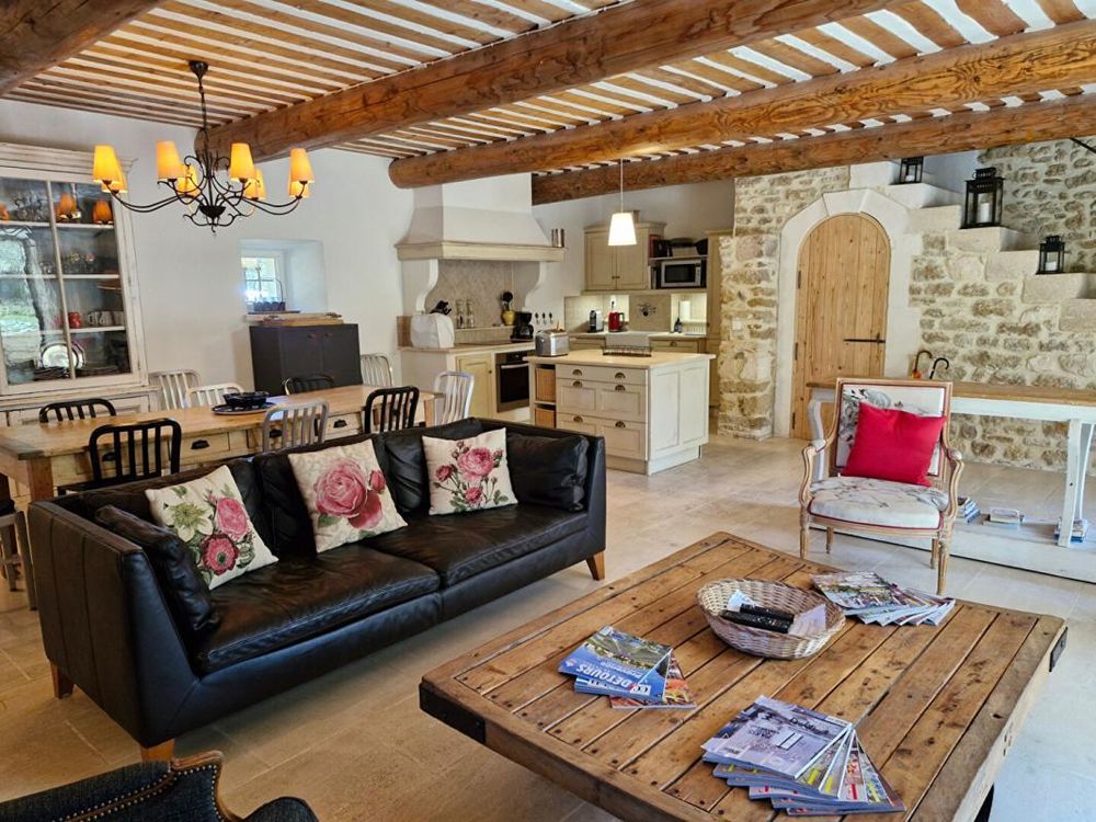 � vendre  Propri�t�/ch�teau Maubec (84660)