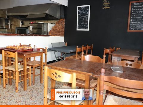 VENTE LOCAL COMMERCIAL DE 115M&sup2; A DEUX PAS DU  CENTRE VILLE ROCHEFORT 17 199900 17300 Rochefort