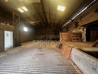  Remise / Grange � vendre 2 pi�ces 280 m�