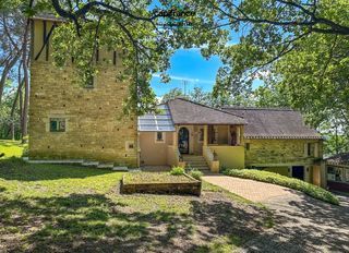  Propri�t�/ch�teau � vendre 7 pi�ces 250 m�