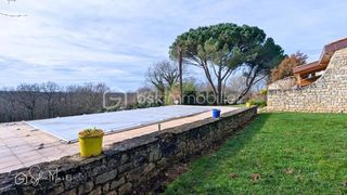  Maison � vendre 7 pi�ces 220 m�