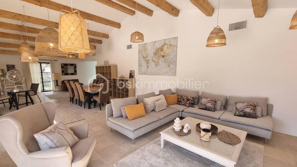 � vendre  Villa Grimaud (83310)