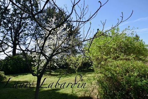   Maison de 144m2, 3 chambres, v�randa, piscine, jardin, garage � TOMBEBOEUF (47) Maison - 5 pi�ce(s) - 144 m�