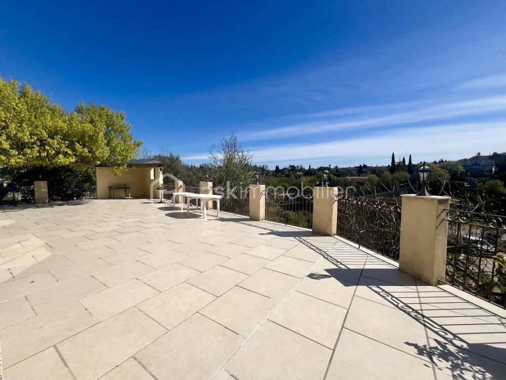 � vendre  Maison Saint-Paul-en-For�t (83440)