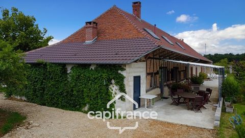 Dpt de SAONE ET LOIRE(71), &agrave; vendre MONTPONT EN BRESSE (71470)maison avec g&icirc;te et chambres d'h&ocirc;tes P12 de 470 m&sup2; - Terrain de 4 669000 71470 Montpont en bresse