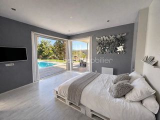  Maison � vendre 7 pi�ces 240 m�