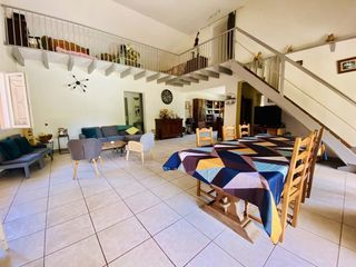  Maison � vendre 7 pi�ces 220 m�