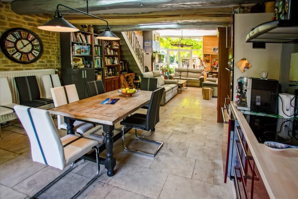 � vendre  Propri�t�/ch�teau Confracourt (70120)