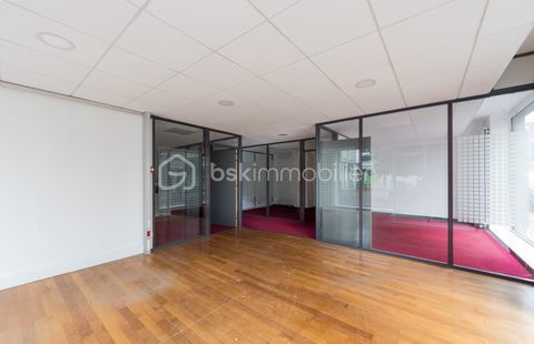 &Agrave; Vendre � Local commercial / bureaux � 200 m&sup2; � Hyper-centre Ch&acirc;teauroux 315000 36000 Chateauroux