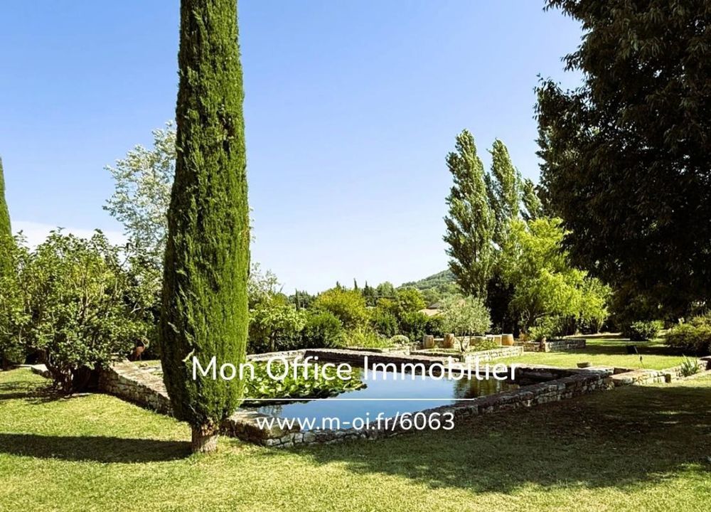 � vendre  Propri�t�/ch�teau Lourmarin (84160)