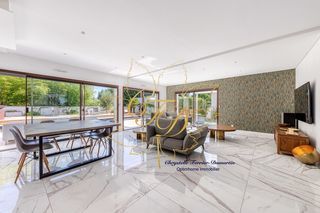  Maison � vendre 6 pi�ces 220 m�