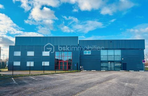 BATIMENT PROFESSIONNEL 1539 m2 � ENTREPOT et  BUREAUX avec 2 PARKINGS 995000 76500 Elbeuf