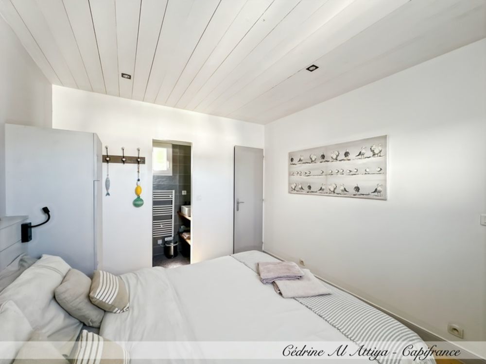 � vendre  Villa Sainte-Marie-de-R� (17740)