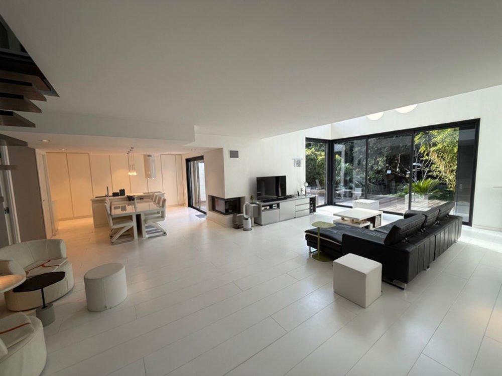 � vendre  Maison Saint-Rapha�l (83700)