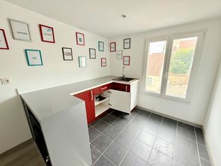  Immeuble � vendre 10 pi�ces 250 m�