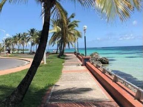 Fonds de commerce &agrave; vendre SAINTE ANNE (971) 110000 97180 Sainte anne