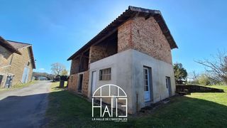  Remise / Grange � vendre 1 pi�ce 70 m�