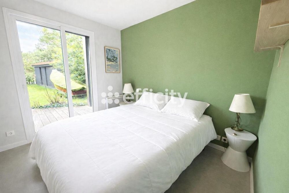 � vendre  Villa Lacanau (33680)