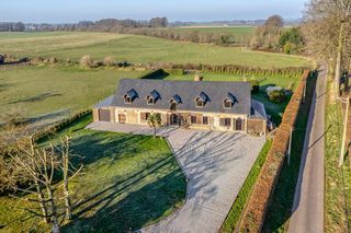  Maison � vendre 12 pi�ces 281 m�