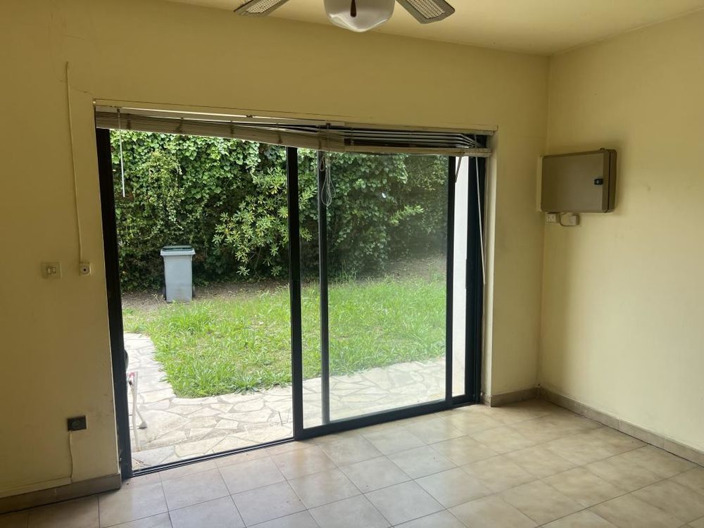 � vendre  Maison Cagnes-sur-Mer (06800)