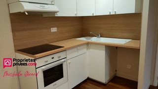  Appartement � louer 4 pi�ces 84 m�