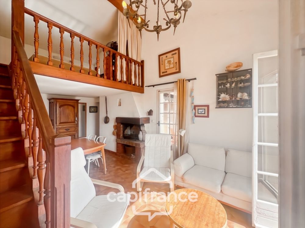 � vendre  Appartement Porquerolles (83400)