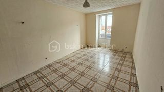  Immeuble � vendre 6 pi�ces 209 m�