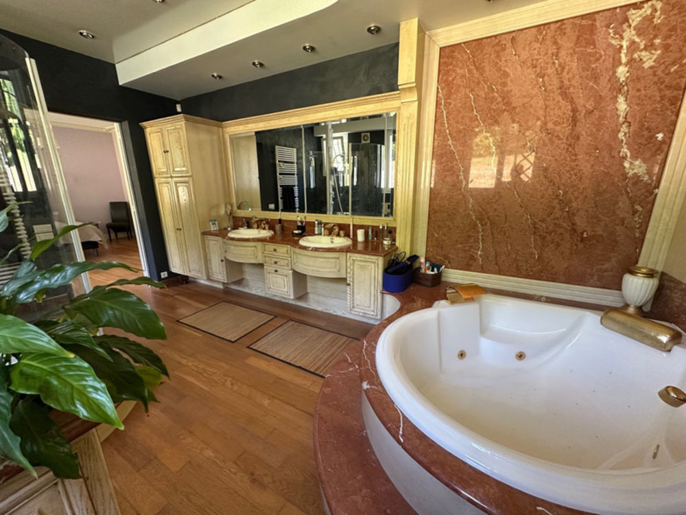 � vendre  Maison Montfort-sur-Risle (27290)