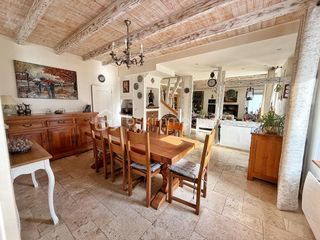  Maison � vendre 9 pi�ces 207 m�