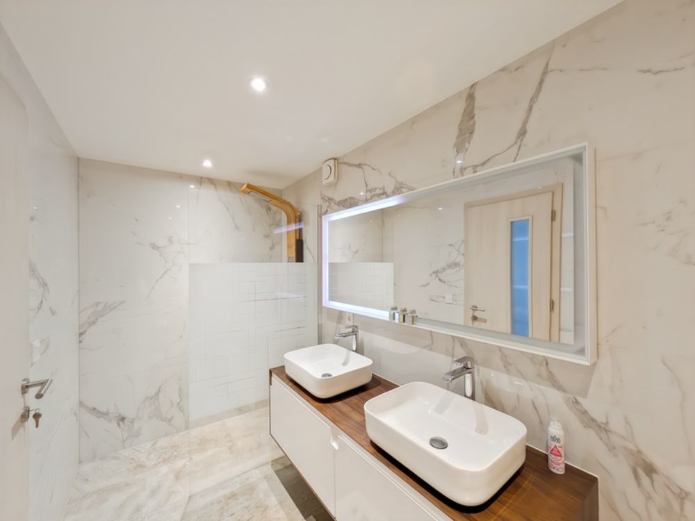 � vendre  Chalet �vian-les-Bains (74500)