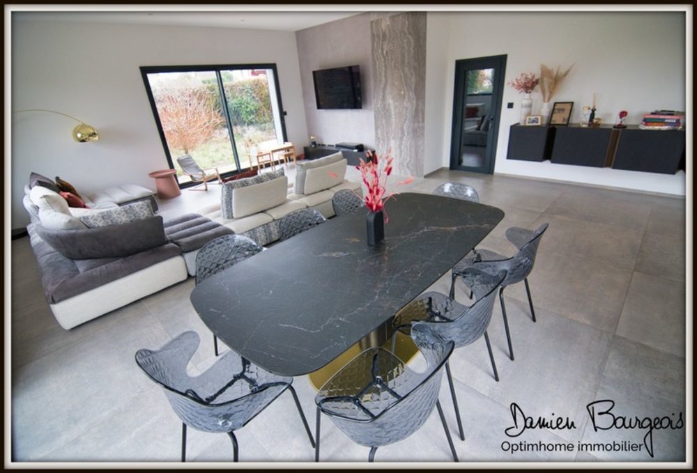 � vendre  Maison Ornex (01210)