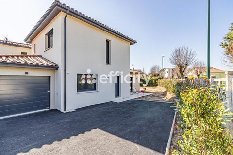   Villa Villa - 5 pi�ce(s) - 115 m�