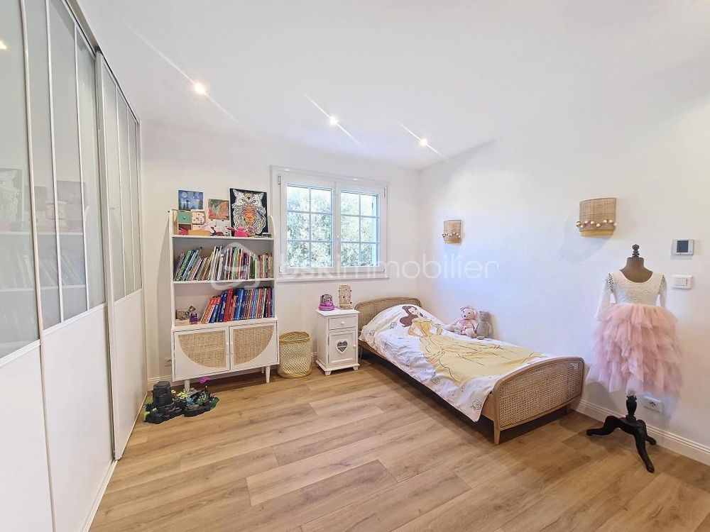 � vendre  Villa Antibes (06600)