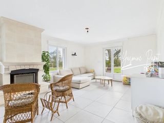  Maison � vendre 8 pi�ces 220 m�