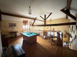  Maison � vendre 9 pi�ces 260 m�