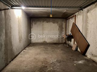  Parking / Garage � vendre 18 m�