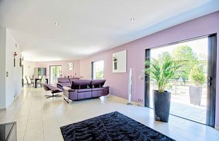  Maison � vendre 8 pi�ces 281 m�