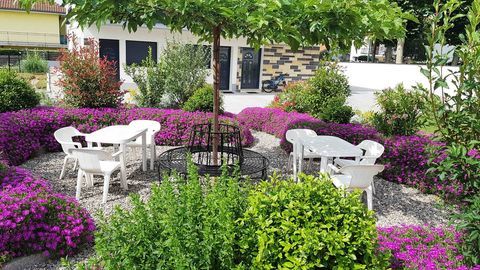   Chambre de 12m2 � louer sur Lempdes Appartement - 1 pi�ce(s) - 12 m�