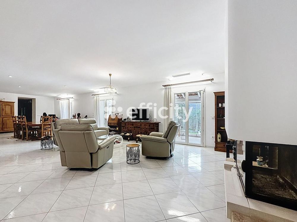 � vendre  Villa Fr�jus (83600)